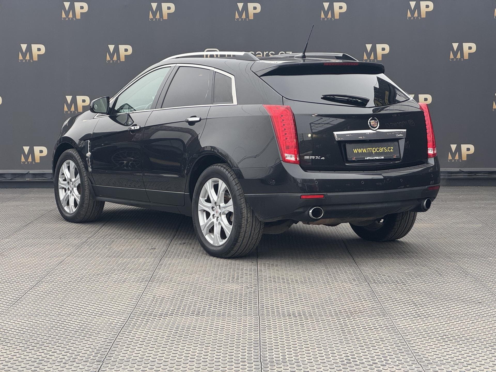 Cadillac SRX SUV 3,0 l 198 kw