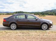 Škoda Superb 8