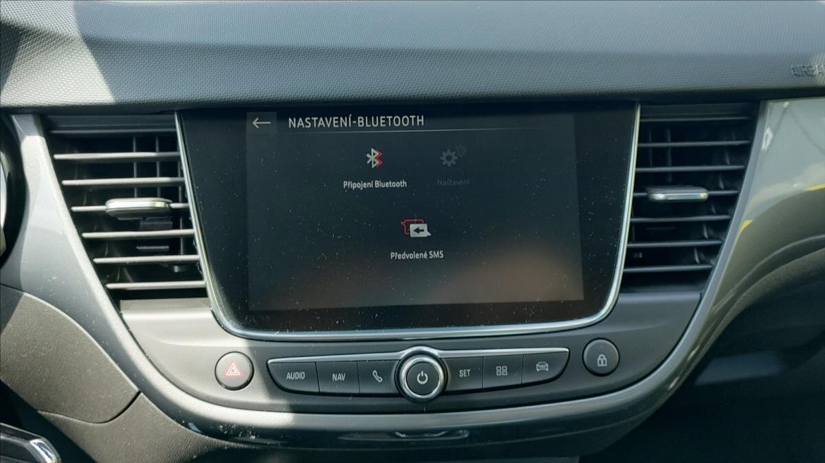 Opel Crossland CUV 1,2 l 96 kw