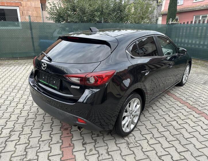 Mazda 3 3