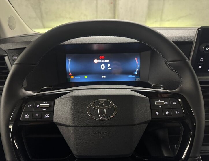 Toyota ProAce Verso 16