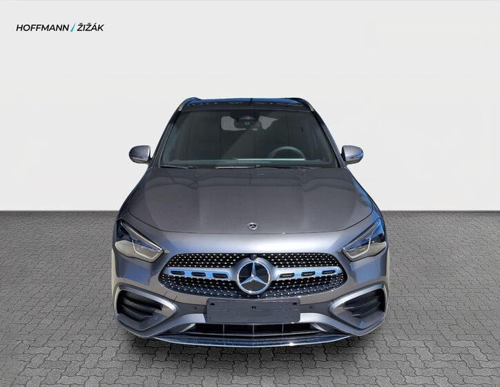 Mercedes-Benz GLA 2