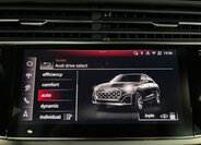 Audi Q8 SUV / Terénní 3,0 l 210 kw