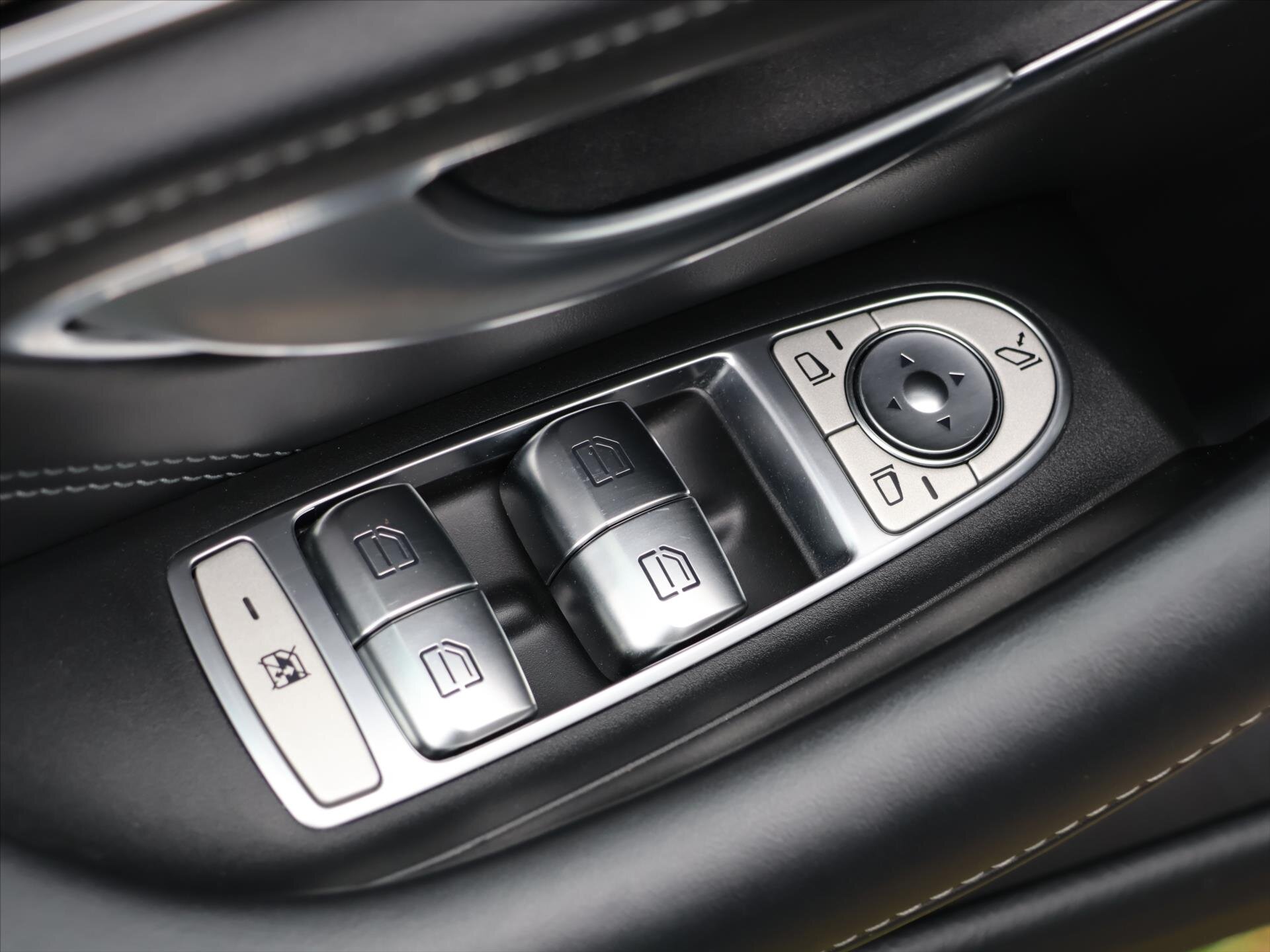 Mercedes-Benz Třídy E