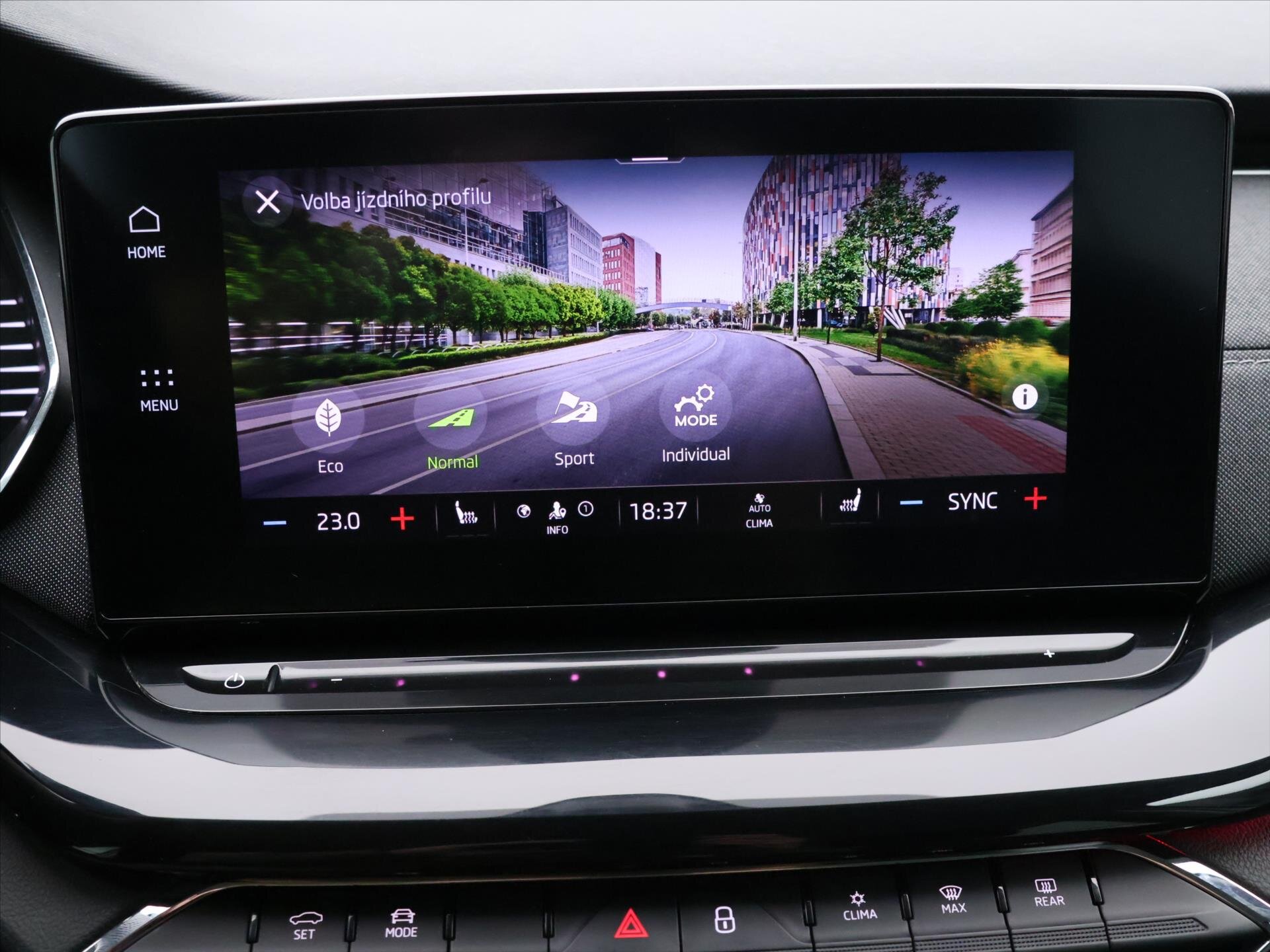 Škoda Octavia Liftback 2,0 l 85 kw