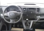 Toyota ProAce 18