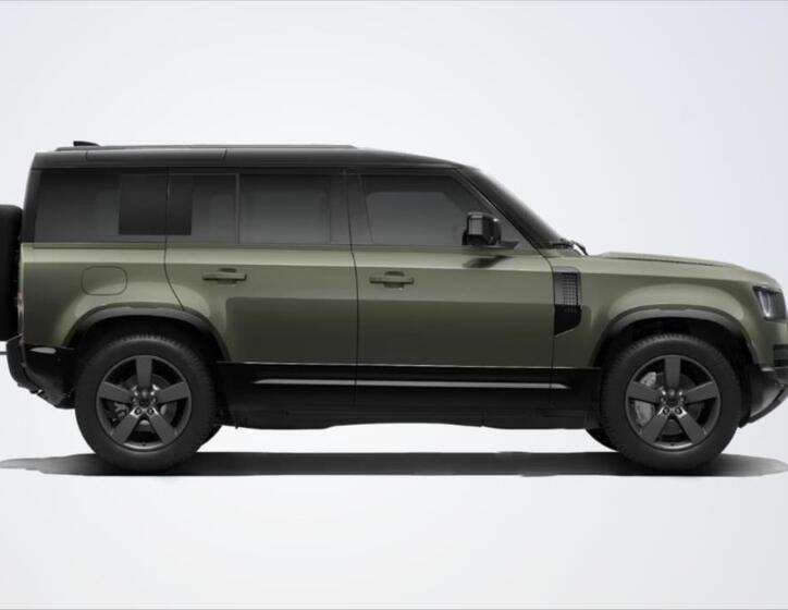 Land Rover Defender 2