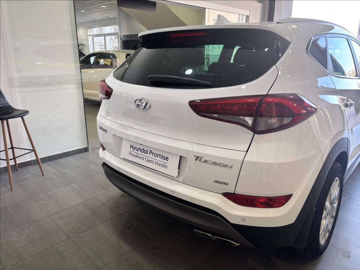Hyundai Tucson SUV 2,0 l 100 kw