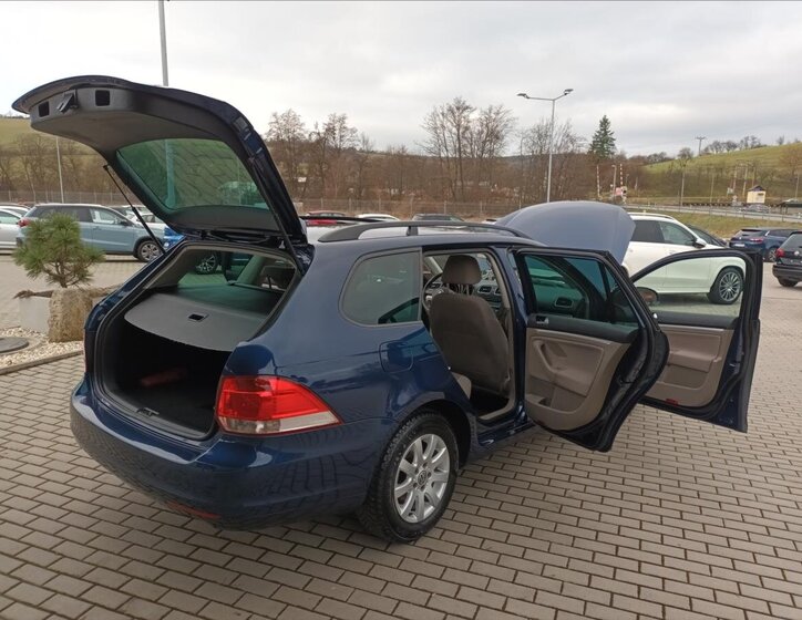 Volkswagen Golf Kombi 1,2 l 63 kw