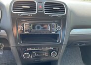 Volkswagen Golf Kombi 1,6 l 77 kw