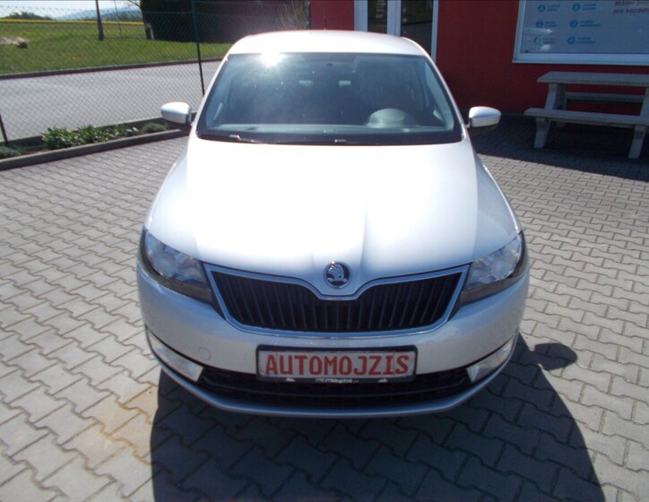 Škoda Rapid Sedan / Limuzína 1,6 l 77 kw