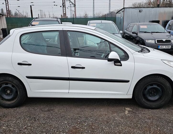 Peugeot 207 Hatchback 1,4 l 50 kw