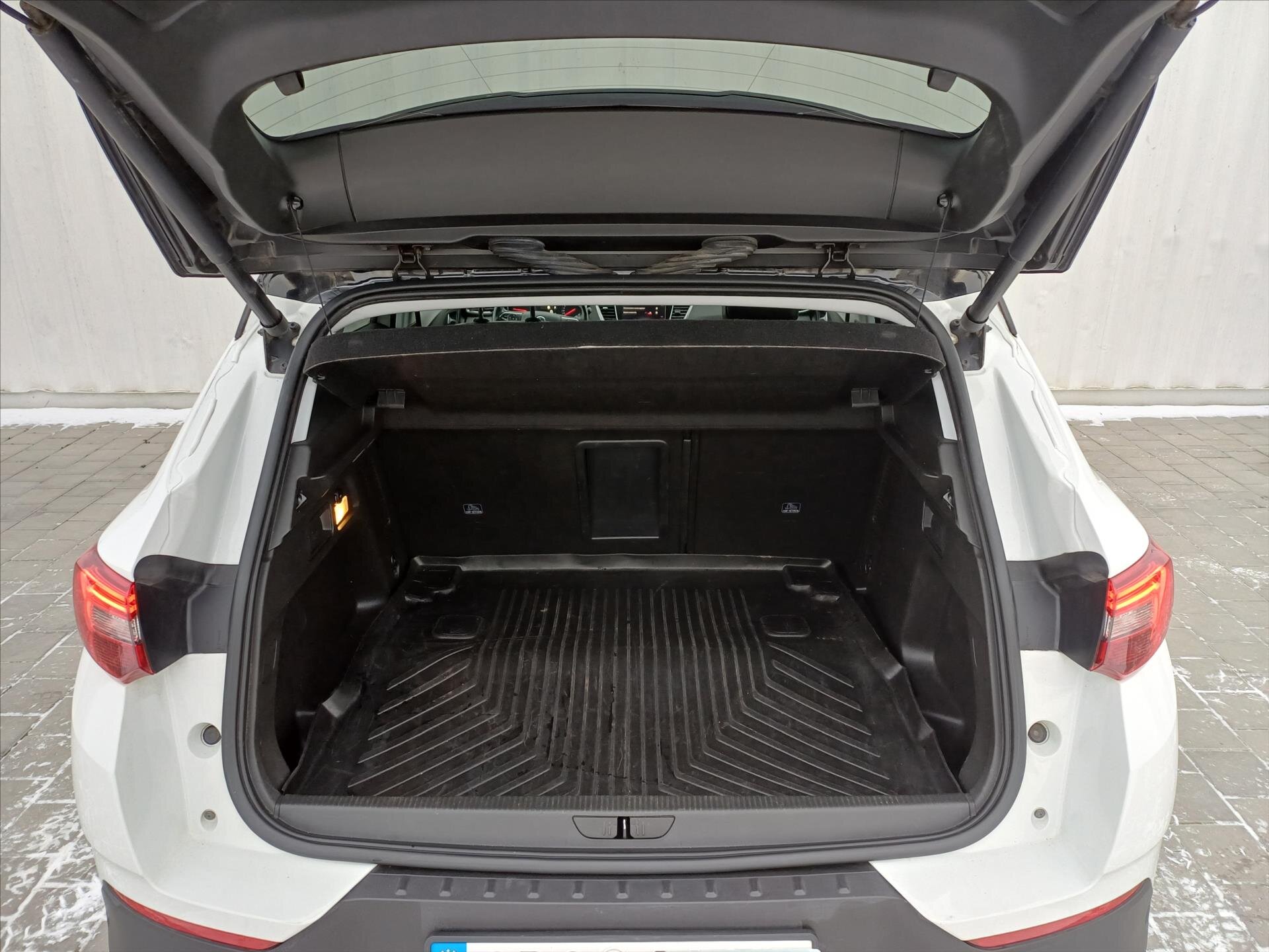 Opel Grandland Ostatní 2,0 l 130 kw