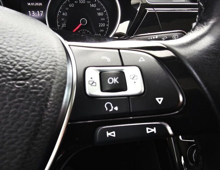 Volkswagen Touran Kombi 1,4 l 110 kw