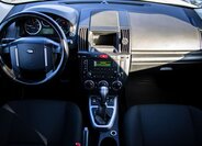 Land Rover Freelander SUV 2,2 l 110 kw
