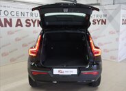 Volvo XC40 Kombi 2,0 l 145 kw