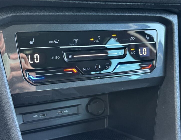 Volkswagen Tiguan SUV / Terénní 2,0 l 110 kw