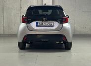 Toyota Yaris 6