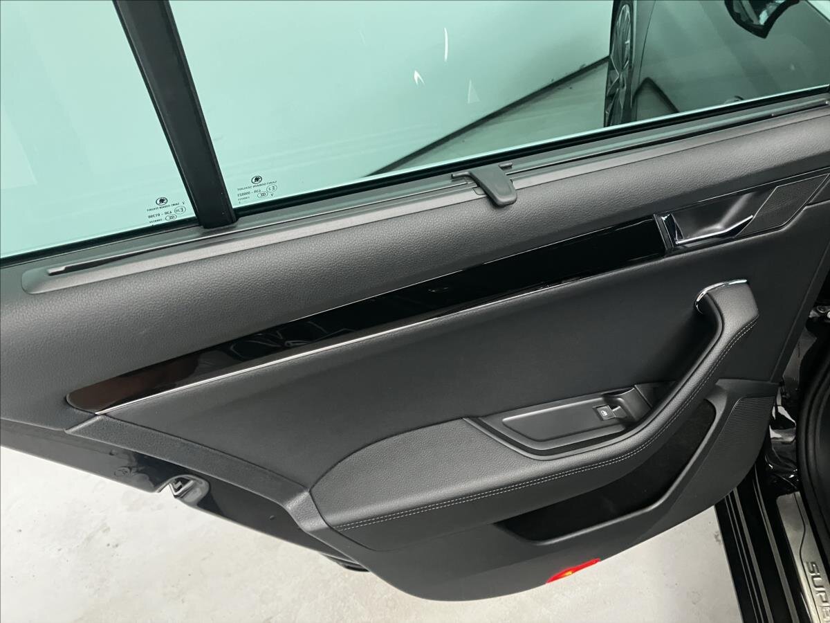 Škoda Superb Kombi 2,0 l 147 kw