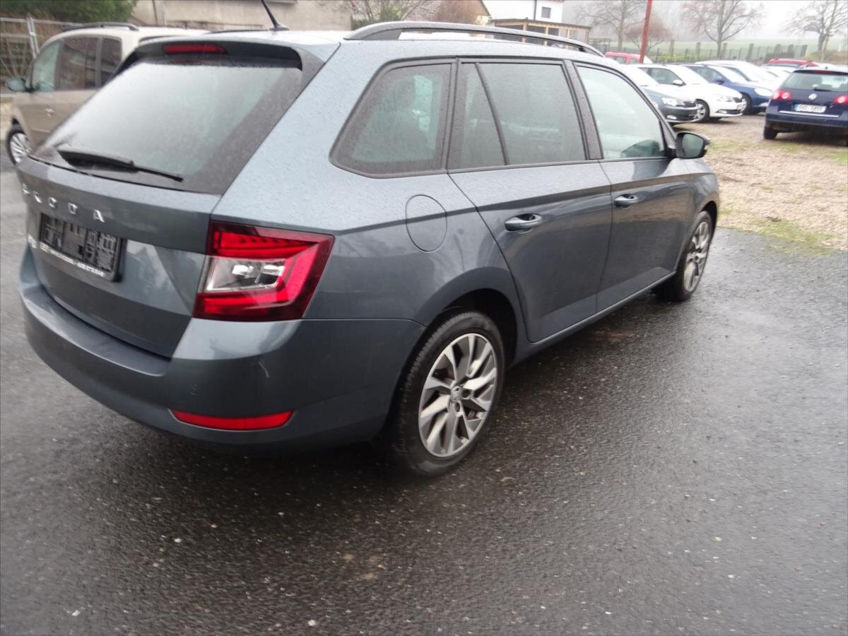 Škoda Fabia Kombi 999,0 70 kw
