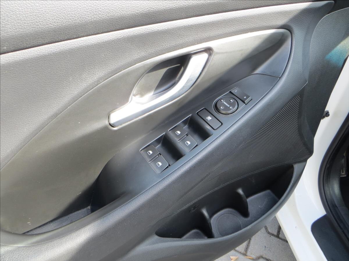 Hyundai i30 Kombi 1,6 l 85 kw