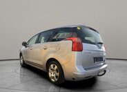 Peugeot 5008 MPV 1,6 l 88 kw