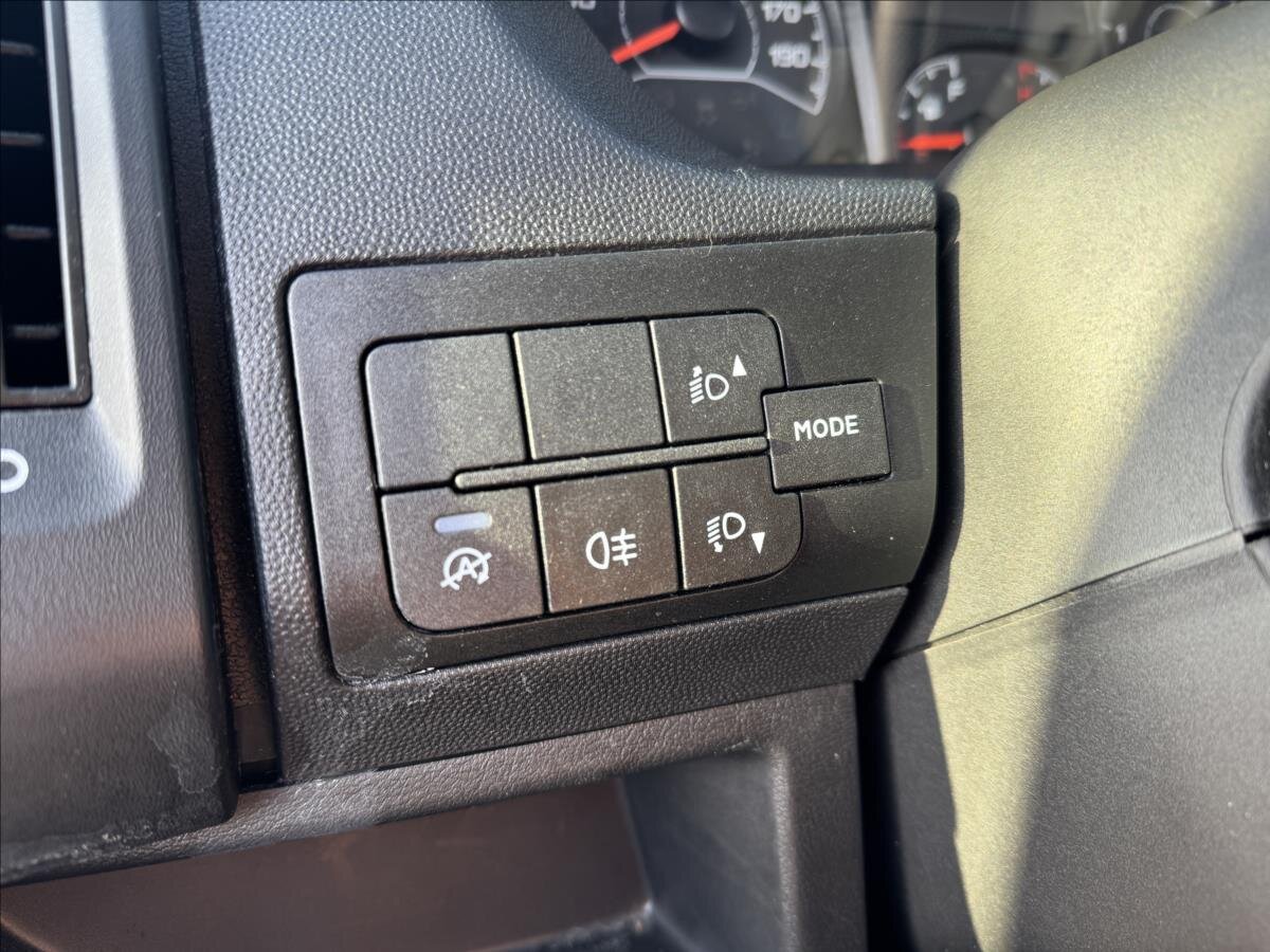 Opel Movano Skříň 2,2 l 103 kw