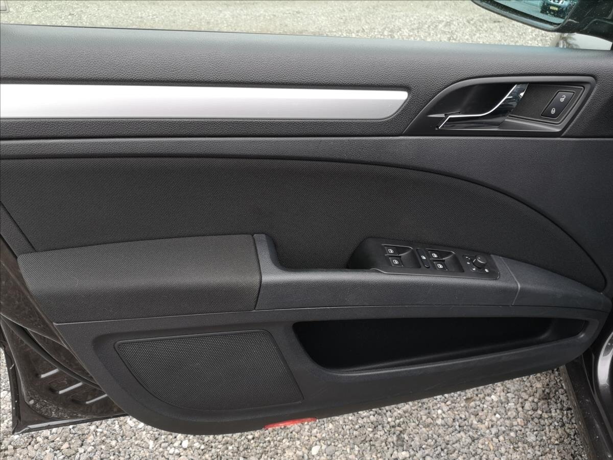 Škoda Superb Sedan / Limuzína 2,0 l 147 kw