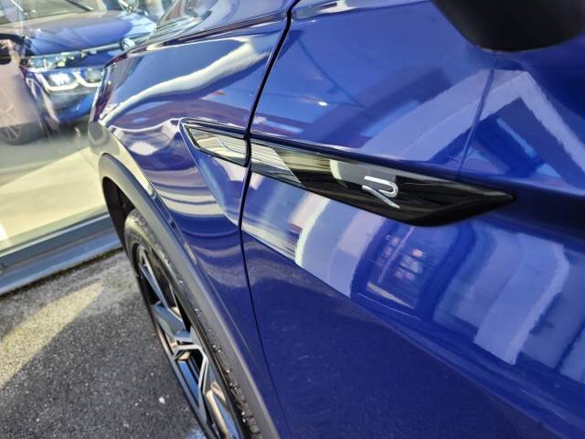 Volkswagen Tiguan SUV 2,0 l 235 kw