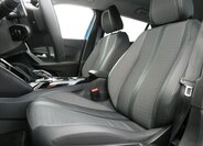Peugeot 2008 SUV 1,2 l 96 kw