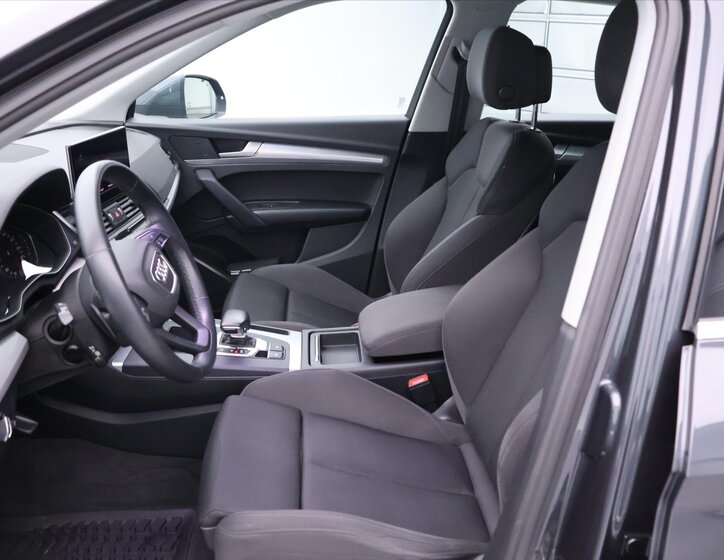 Audi Q5 SUV / Terénní 2,0 l 150 kw