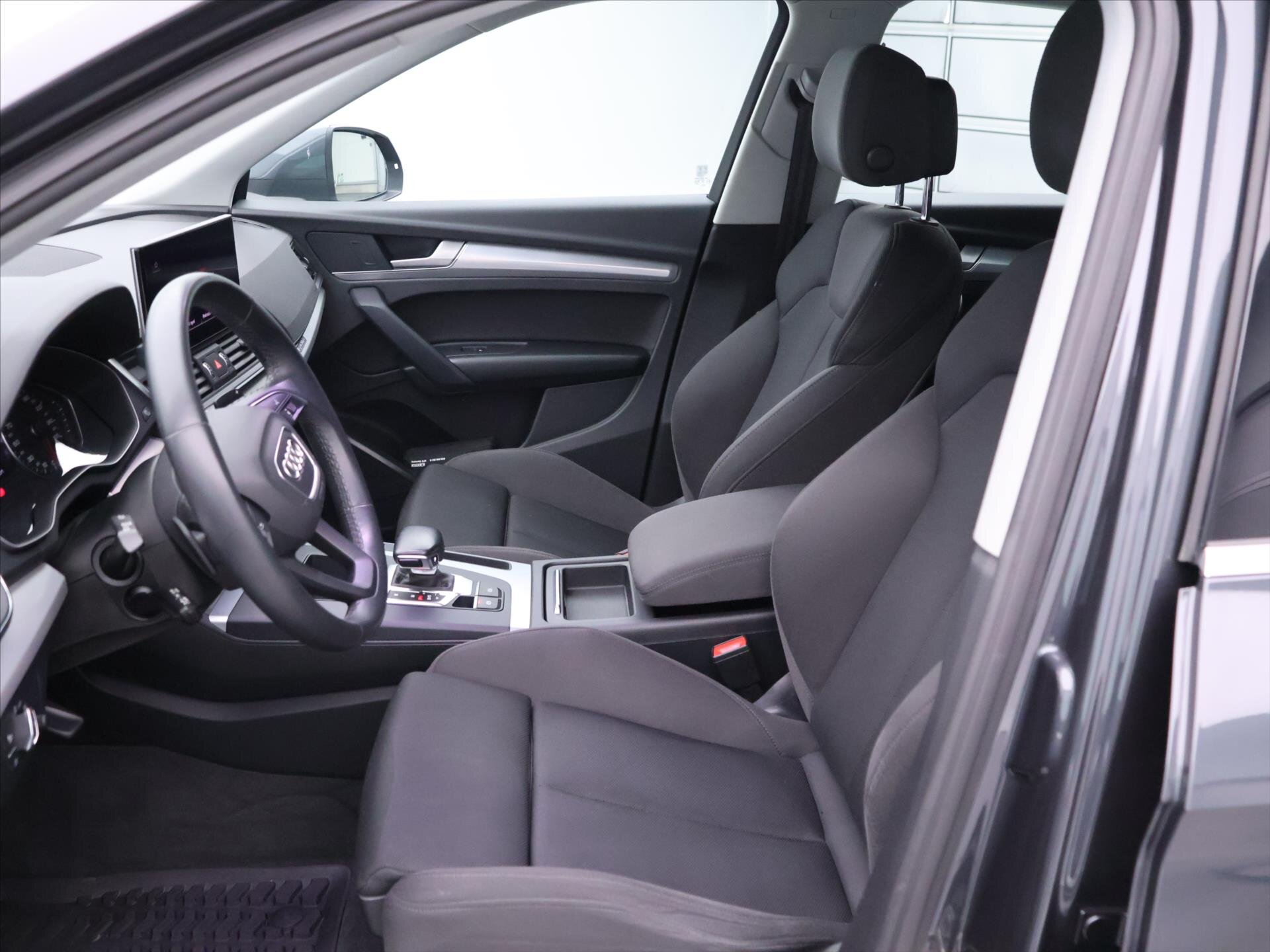 Audi Q5 SUV / Terénní 2,0 l 150 kw