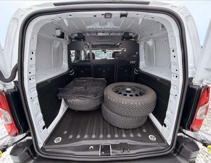 Opel Combo Ostatní 1,5 l 75 kw