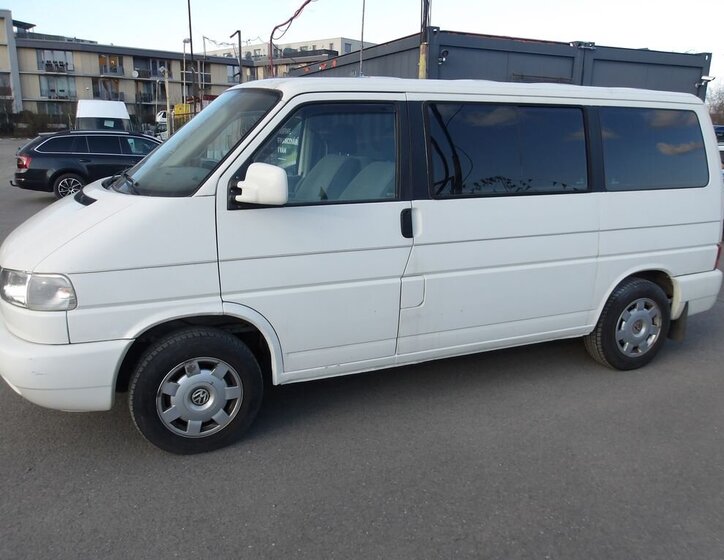 Volkswagen Multivan VAN / Minibus 2,5 l 75 kw