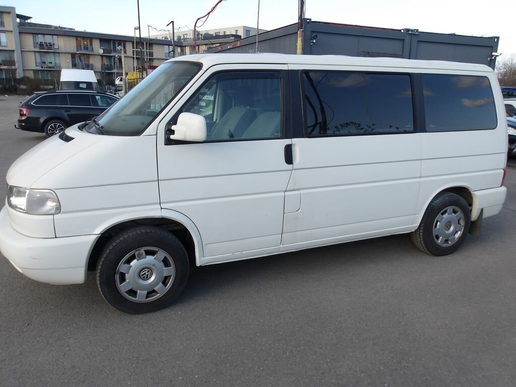 Volkswagen Multivan VAN / Minibus 2,5 l 75 kw