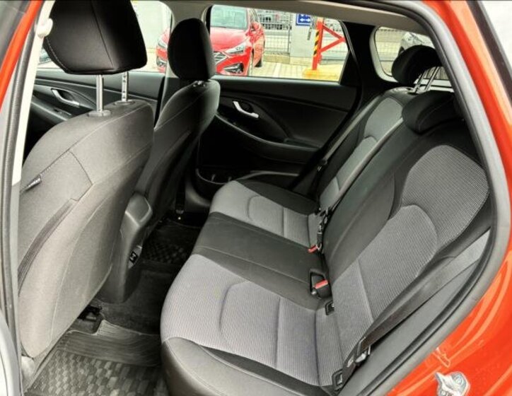 Hyundai i30 Kombi 1,5 l 70 kw