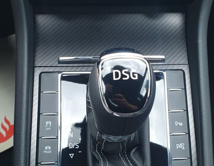 Škoda Superb Sedan / Limuzína 2,0 l 140 kw