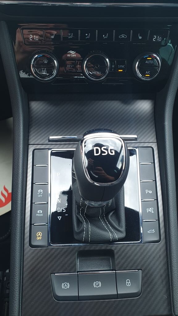 Škoda Superb Sedan / Limuzína 2,0 l 140 kw