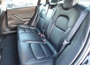 Tesla Model 3 Sedan 0,0 377 kw