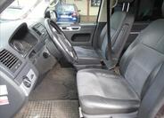 Volkswagen Multivan 10