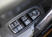 Porsche Cayenne SUV 4,8 l 397 kw