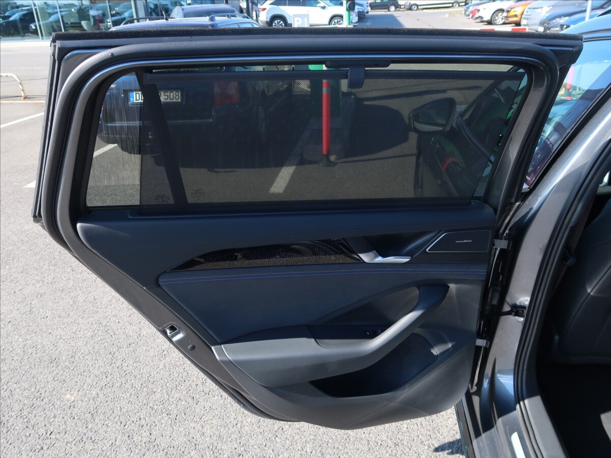 Volkswagen Passat Kombi 1,5 l 130 kw