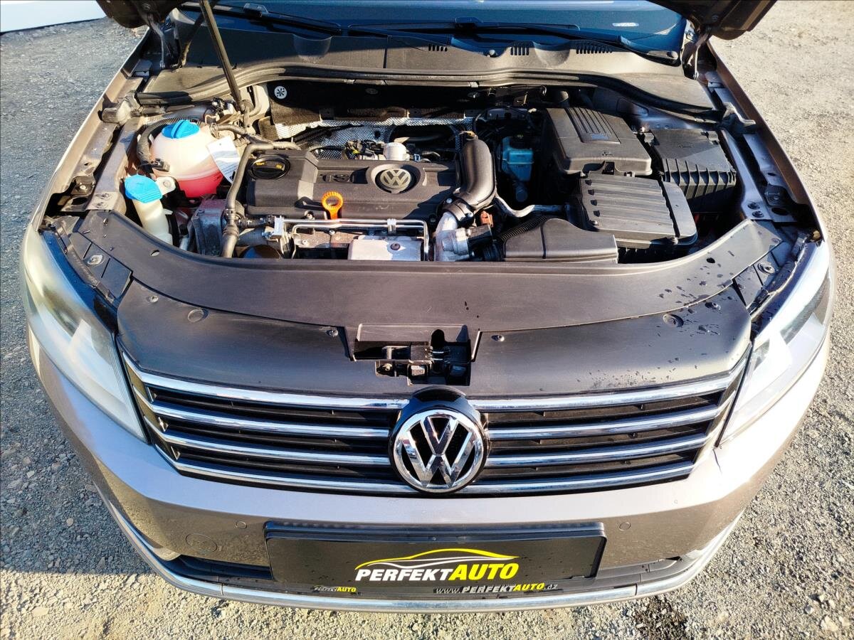 Volkswagen Passat Ostatní 1,4 l 90 kw