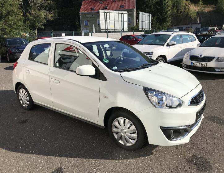 Mitsubishi Space Star 3