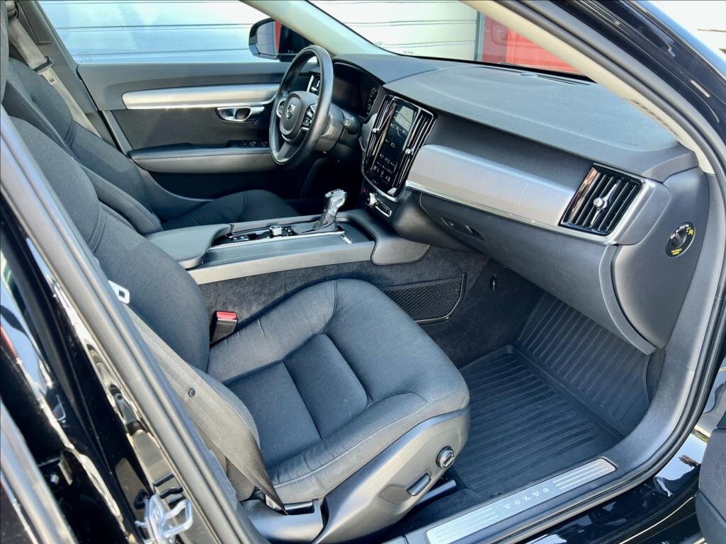 Volvo V90 Kombi 2,0 l 140 kw