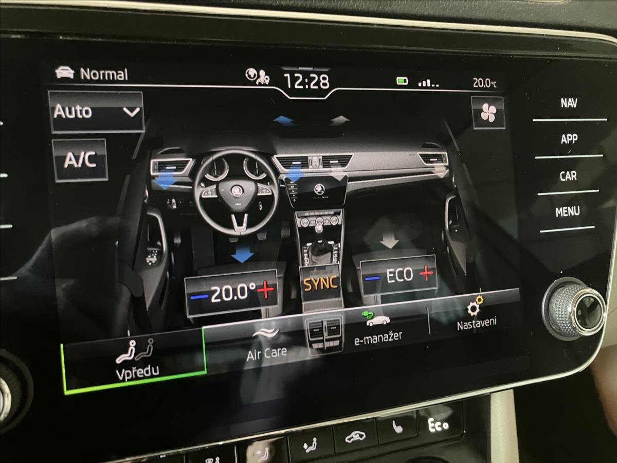 Škoda Superb Kombi 1,4 l 115 kw