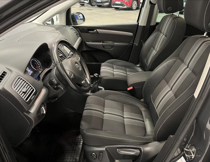 Volkswagen Sharan 18