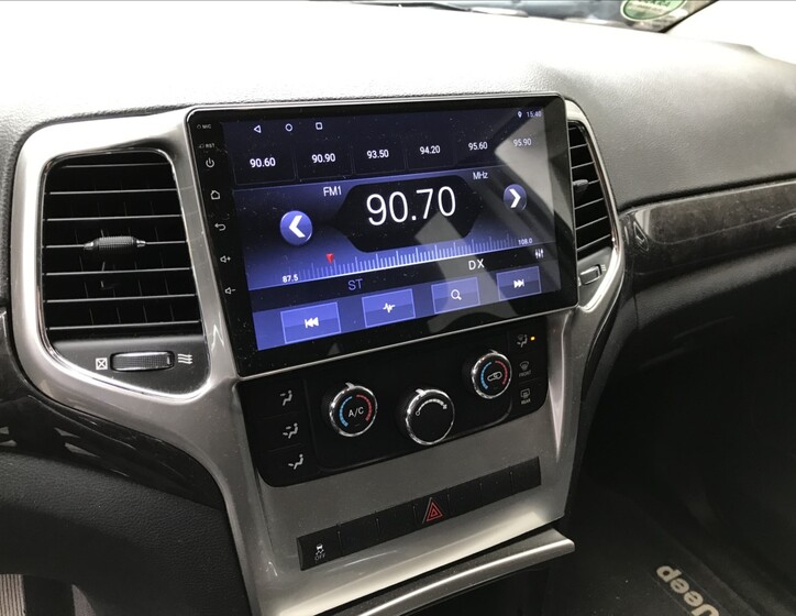 Jeep Grand Cherokee 9