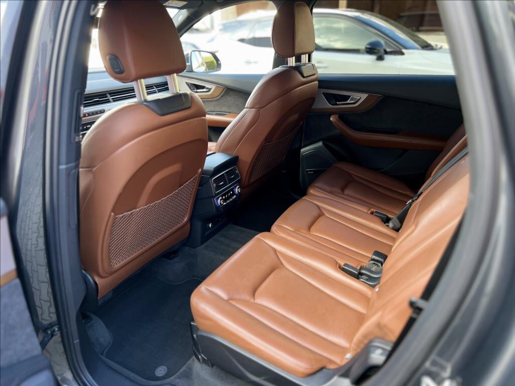 Audi SQ7 SUV / Terénní 4,0 l 320 kw