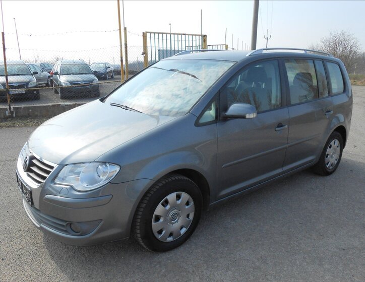 Volkswagen Touran Kombi 2,0 l 103 kw